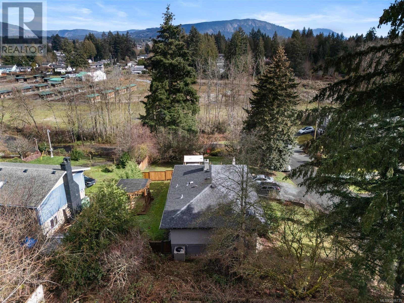 Duncan, BC V9L1C8,3039 Lashman Ave
