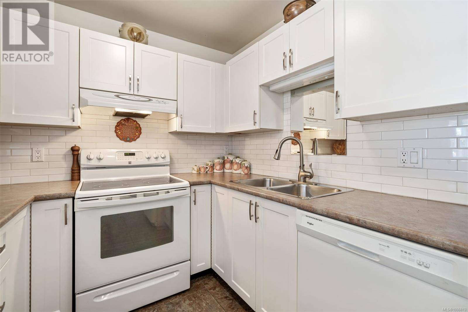 Central Saanich, BC V8M2C1,2600 Ferguson RD #24
