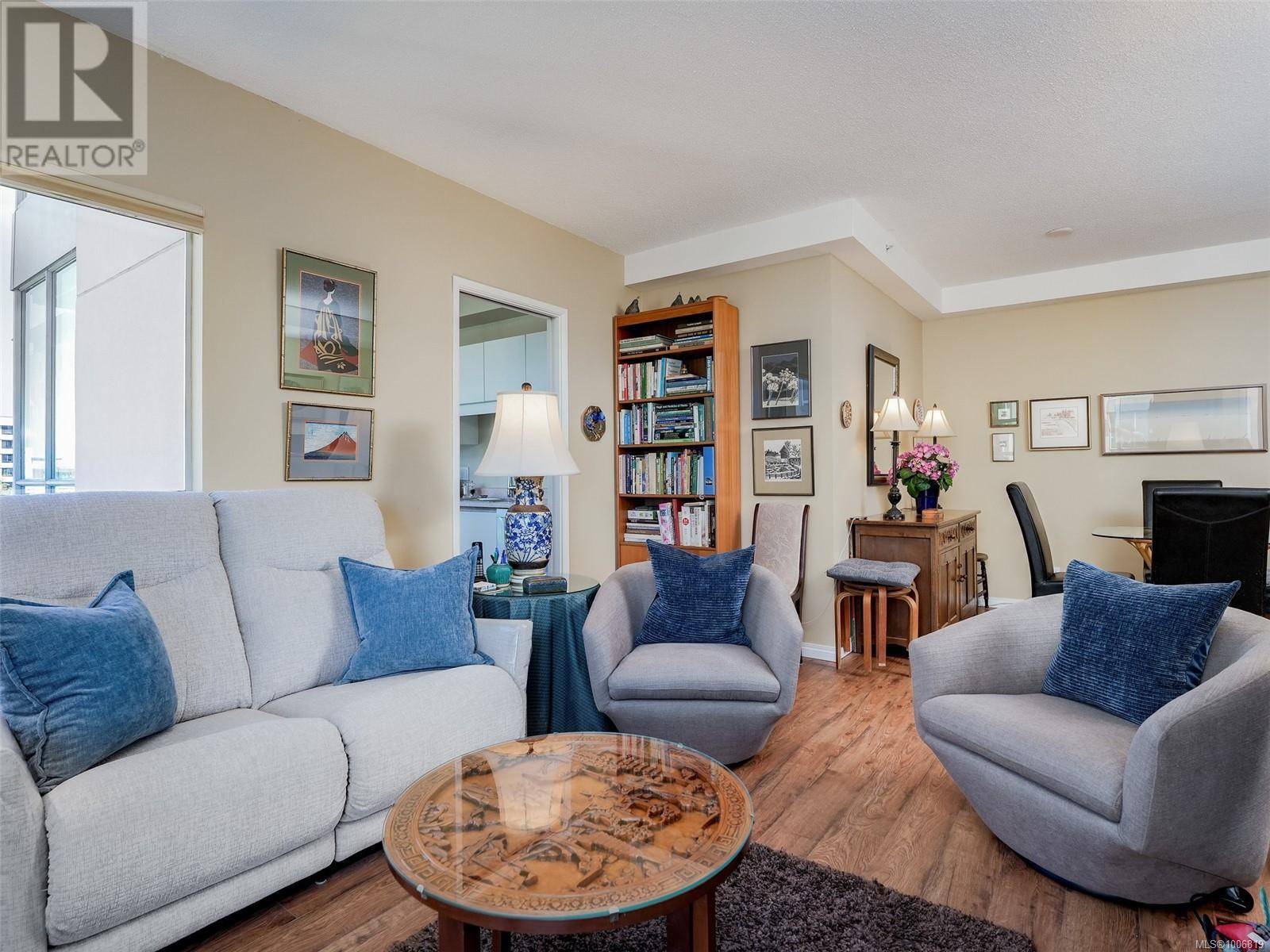Victoria, BC V8V4Y4,1020 View ST #903