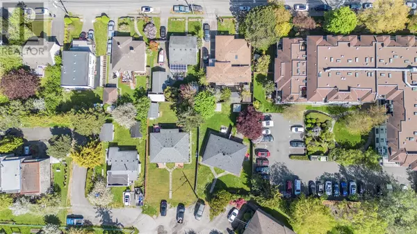 Saanich, BC V8Z1C9,270 Tolcross Ave