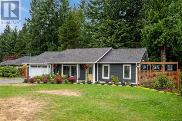 573 Tyee Cres, Qualicum Beach, BC V9K1B1
