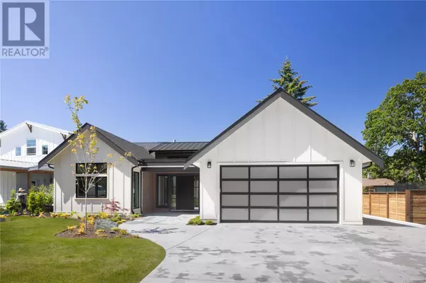 10210 Tsaykum Rd, North Saanich, BC V8L5T6