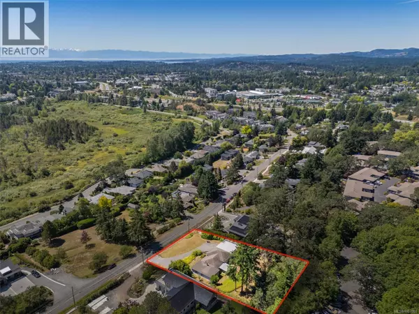 Saanich, BC V8X3T2,854 Royal Oak Ave