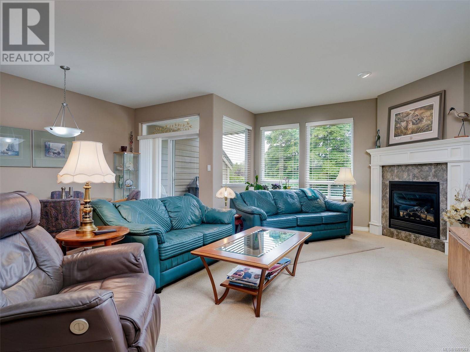 Mill Bay, BC V0R2P2,912 Brulette PL #35