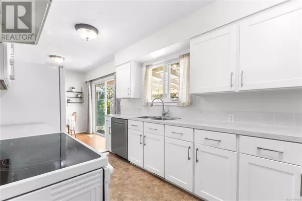 Campbell River, BC V9W2A4,718 Ralph Hutton Dr