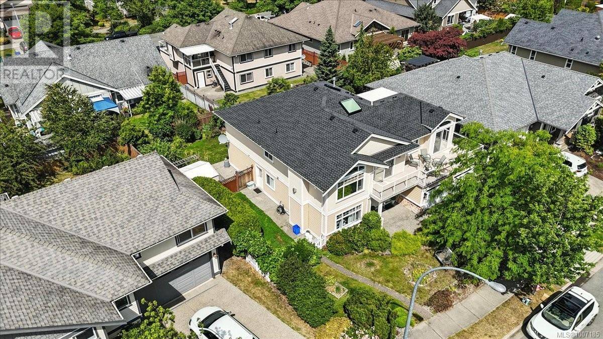 Nanaimo, BC V9R7C5,627 Sarum Rise Way