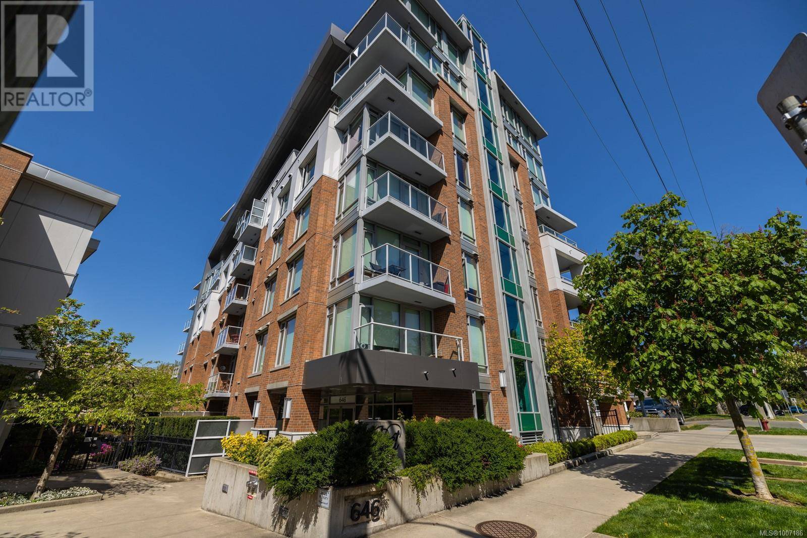 646 Michigan ST #602, Victoria, BC V8V0B7