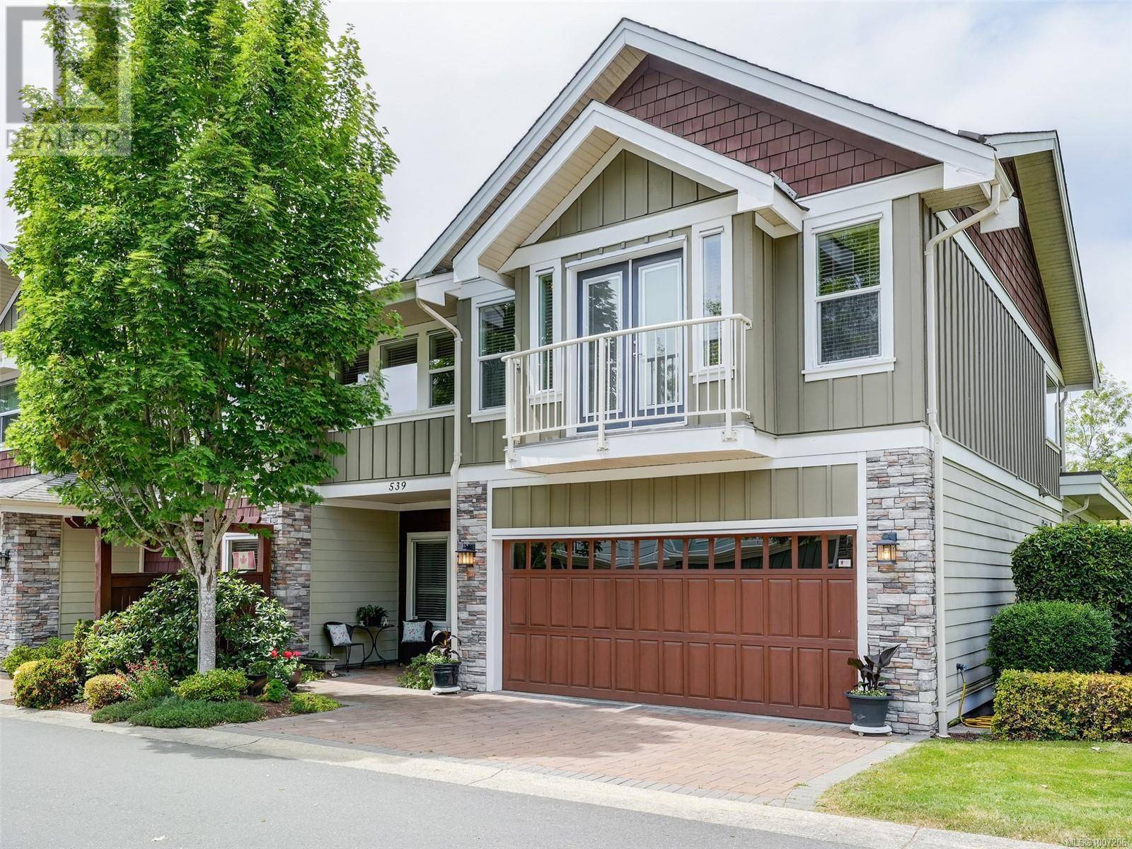 539 Heatherdale Lane, Saanich, BC V8Z0A4