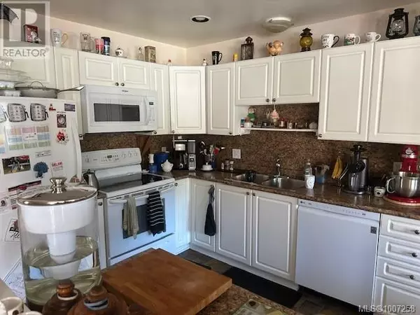 Lake Cowichan, BC V0R2G0,138 South Shore RD #308