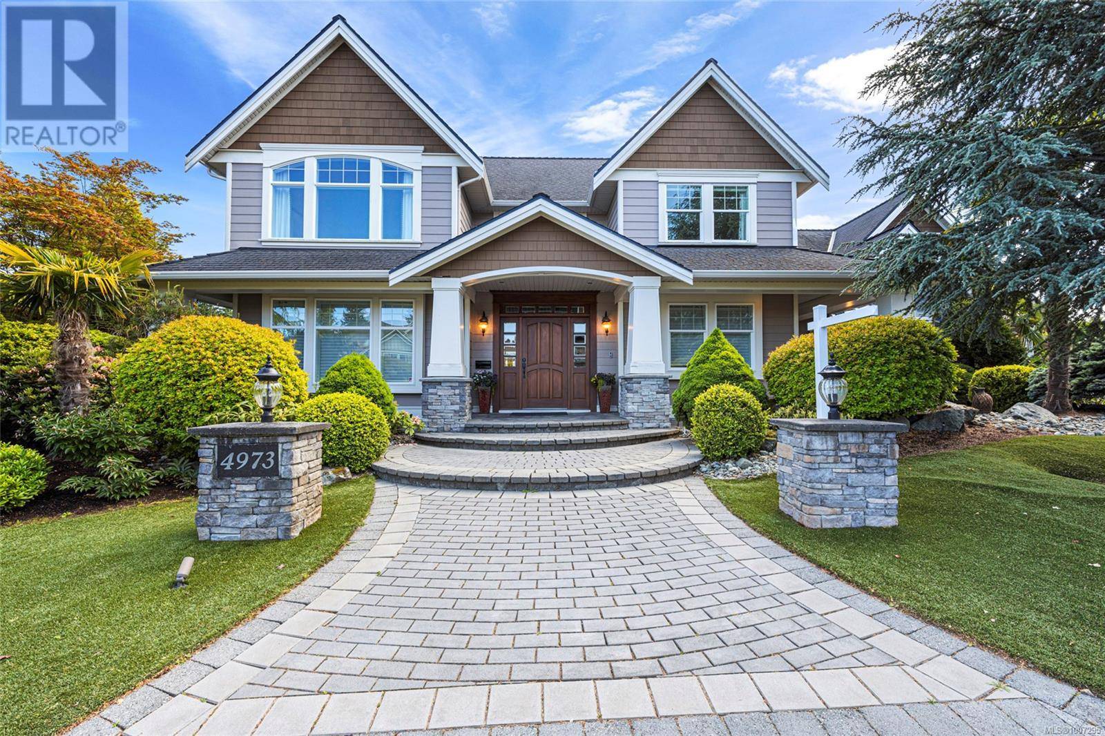 4973 La Quinta Pl, Saanich, BC V8Y3G9
