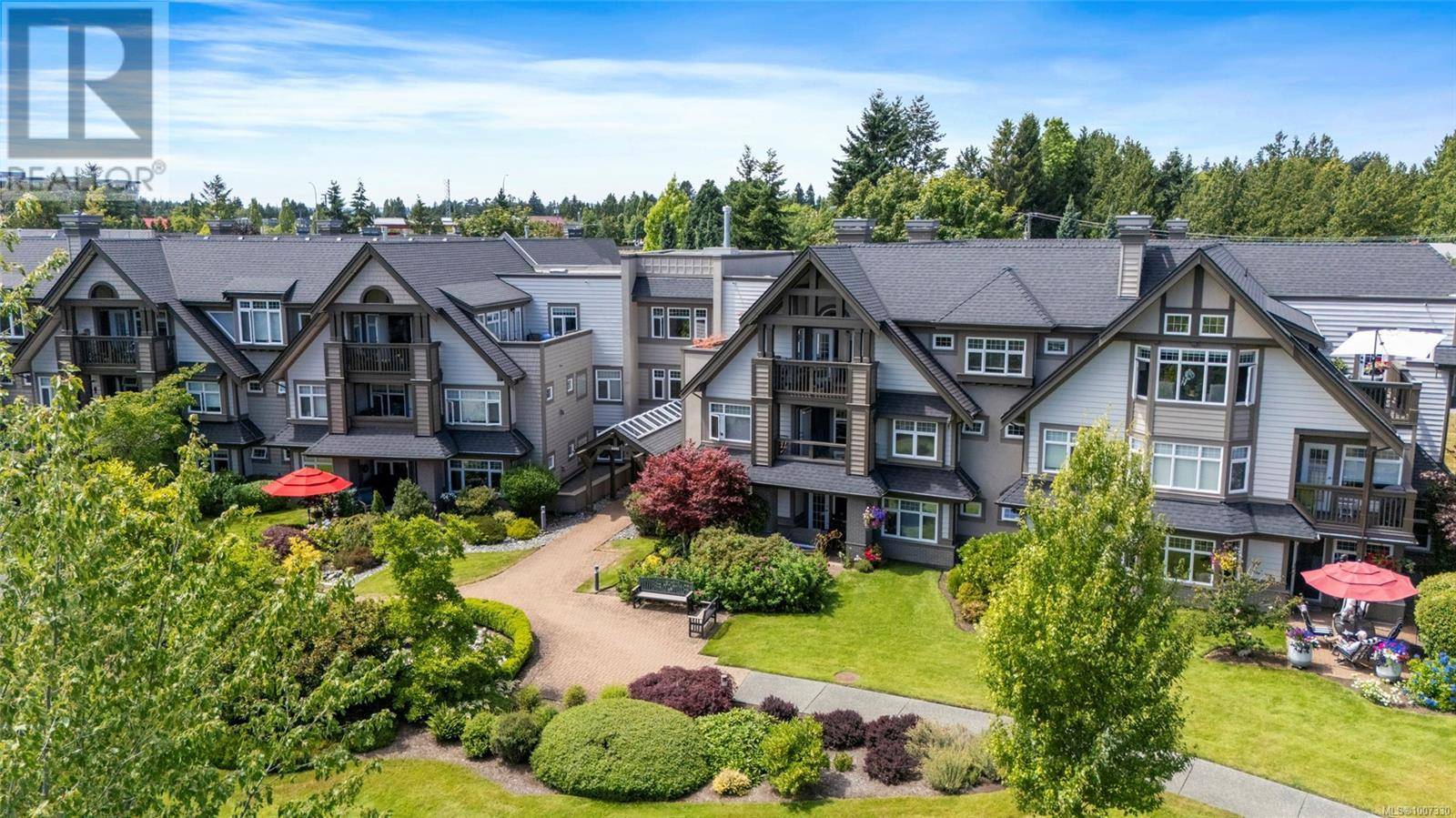Saanich, BC V8X4Y7,4490 Chatterton WAY #124