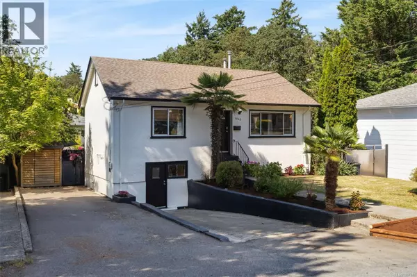 Saanich, BC V8X3A8,1042 Lodge Ave