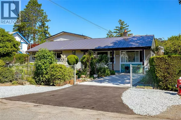 Saanich, BC V8X3E6,862 Canterbury Rd