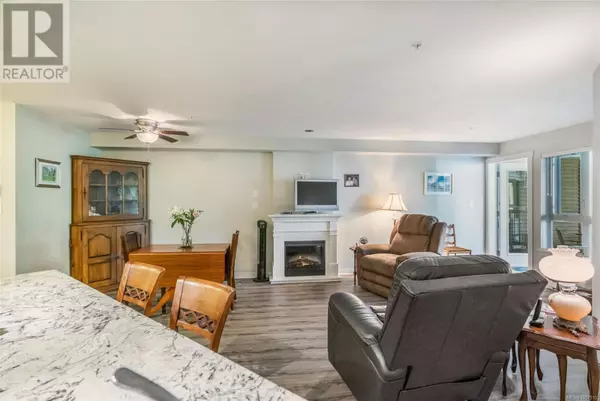 Nanaimo, BC V9T6K1,5670 Edgewater LN #317