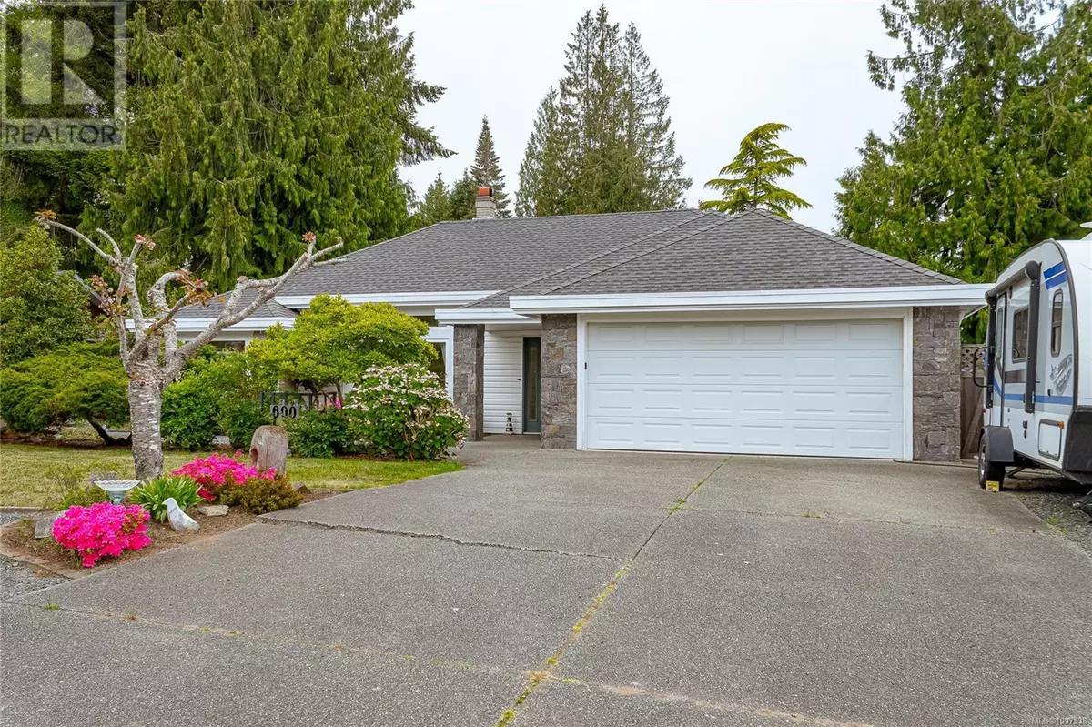 Qualicum Beach, BC V9K1C4,600 Nassau Cres