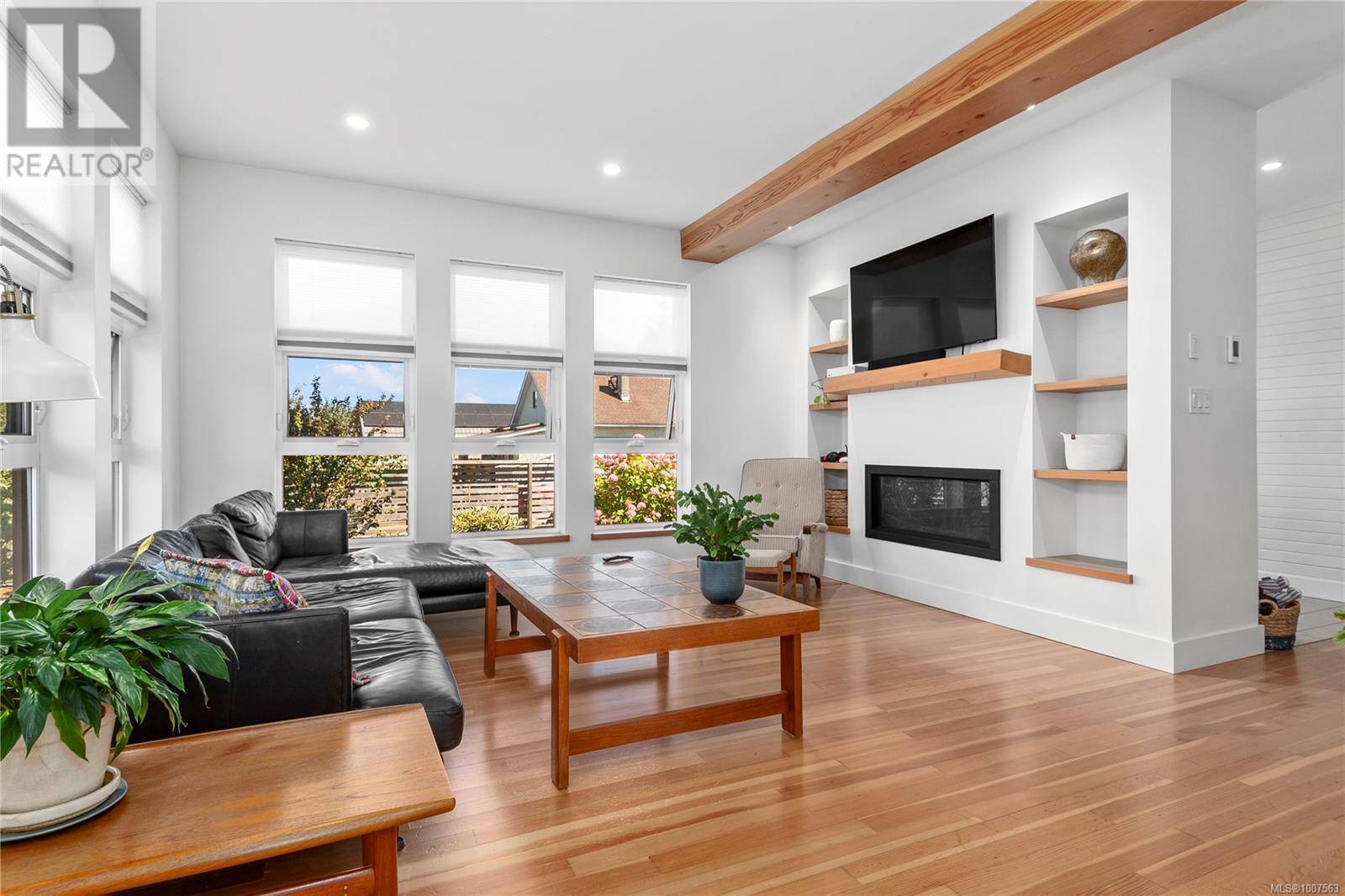 Cumberland, BC V0R1S0,2756 Allen Ave