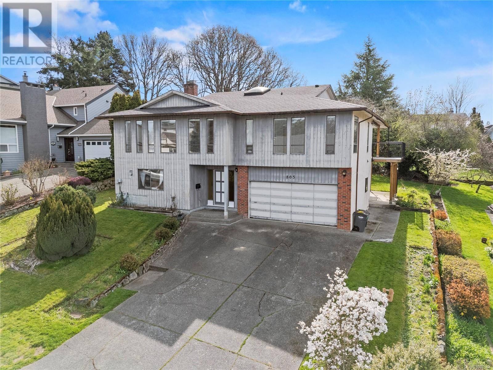 Saanich, BC V8X4R2,805 Kimberly Pl