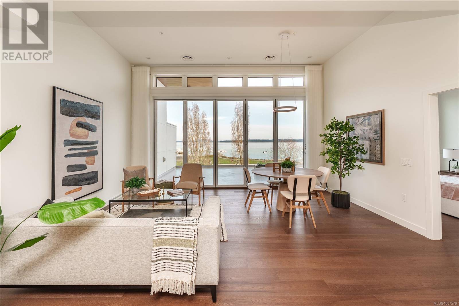 9570 Fifth ST #403, Sidney, BC V8L2W5