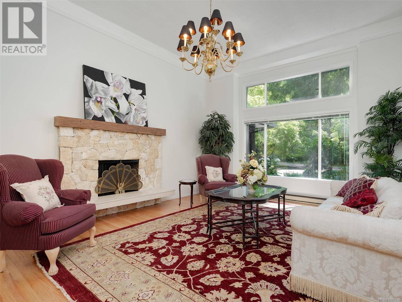 Saanich, BC V9E2E5,4860 Excelsior Rd