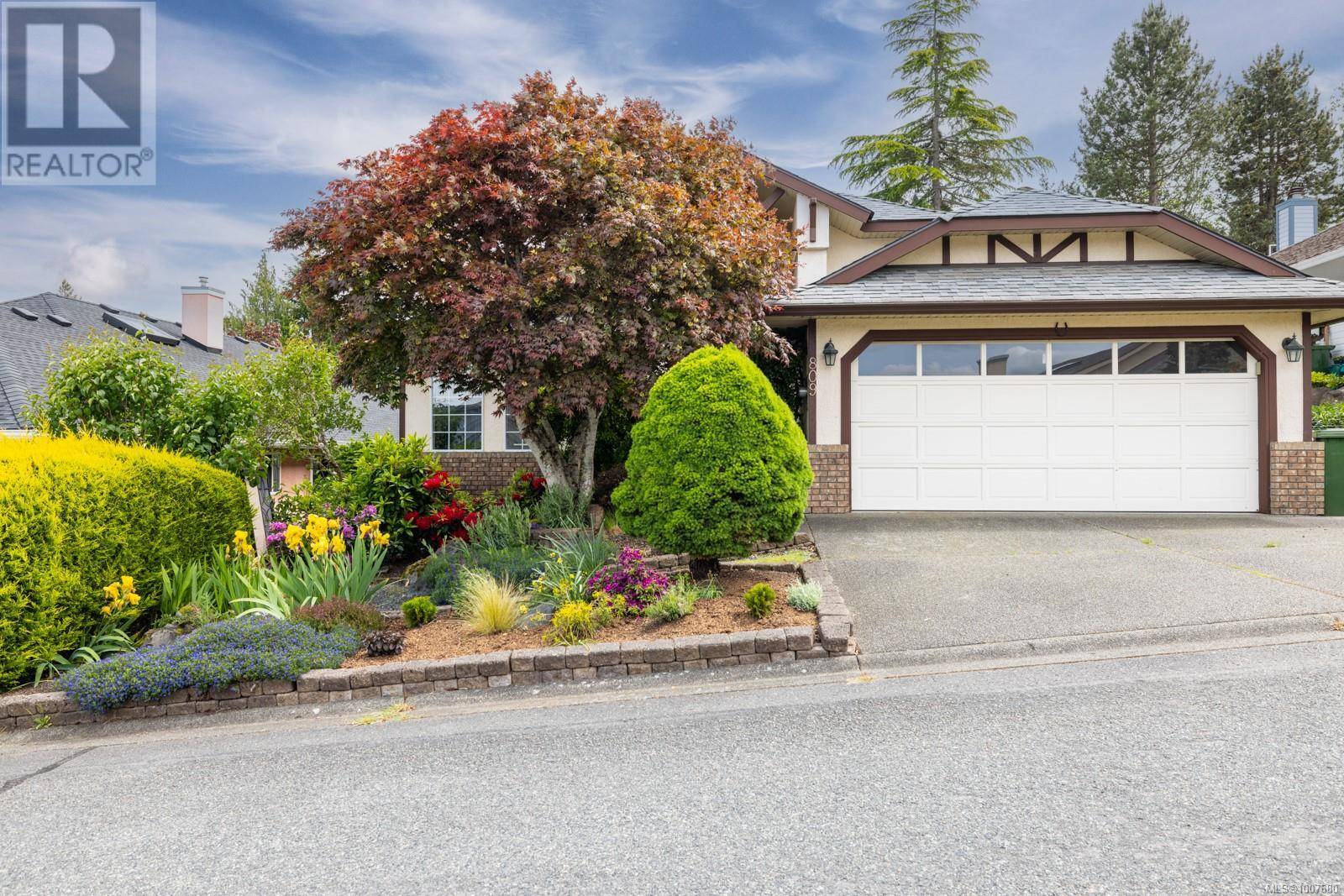 Cobble Hill, BC V0R1L1,809 Country Club Dr