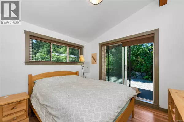 Port Renfrew, BC V0S1K0,6574 Baird RD #40