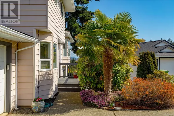 Central Saanich, BC V8Z6Y3,2518 Monte Vista Pl