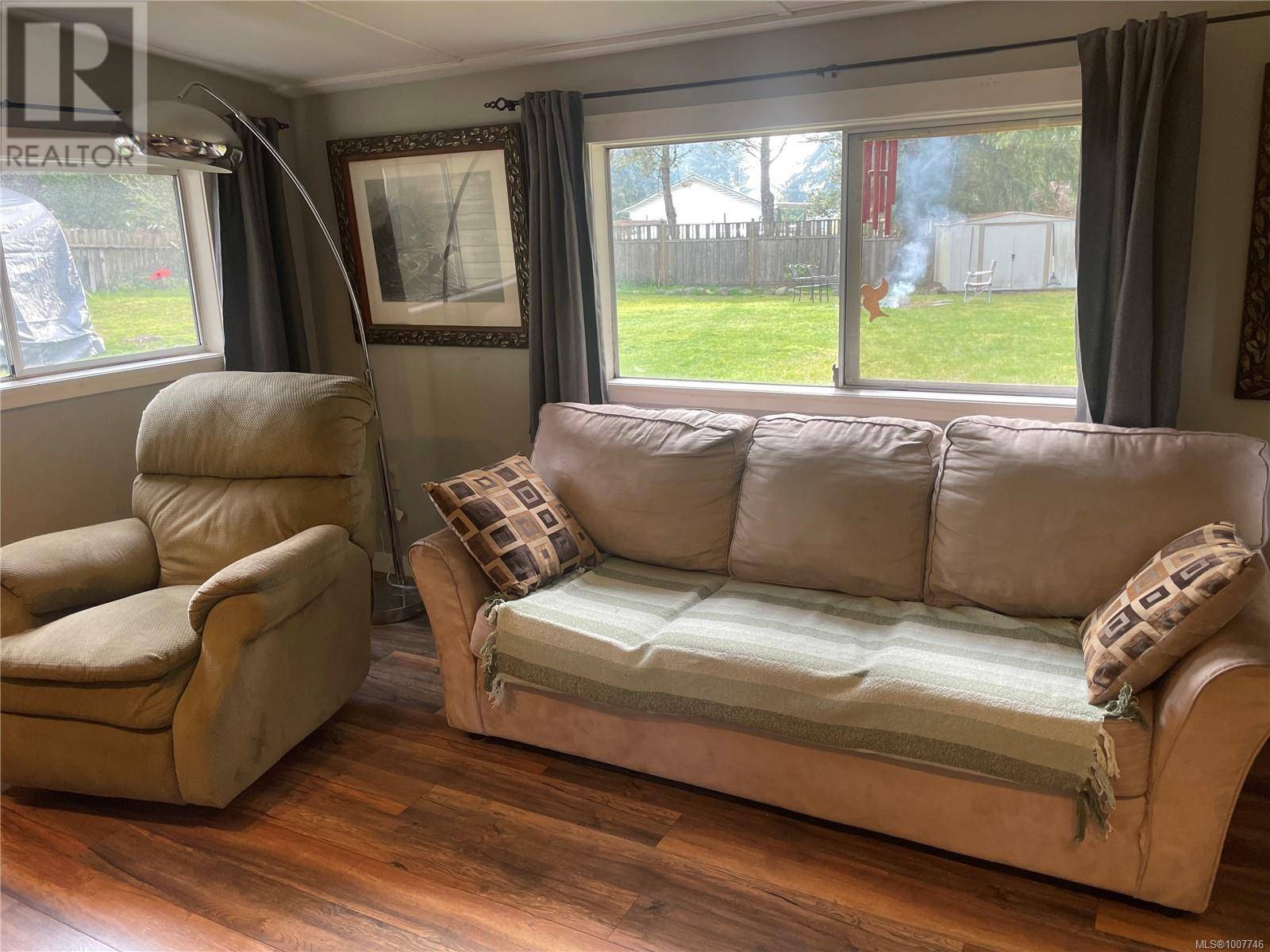 Qualicum Beach, BC V9K2A2,247 Huson Rd