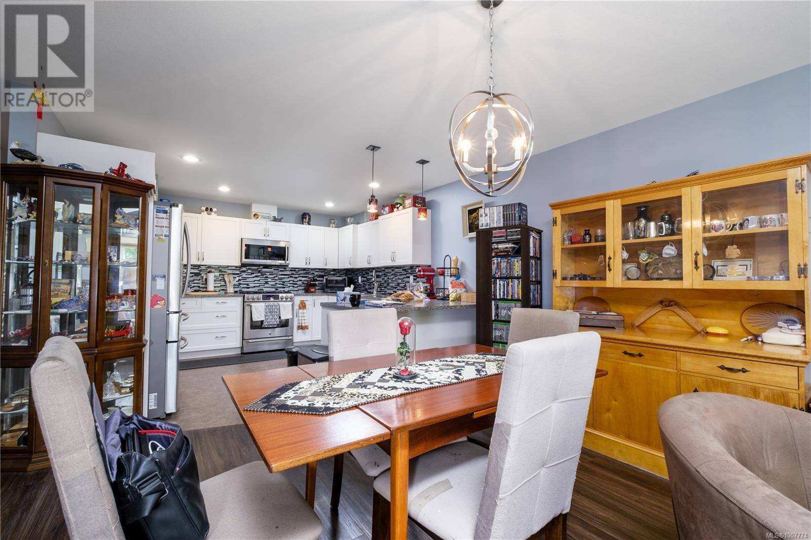 Courtenay, BC V9N0C8,2709 Bickle ST #B