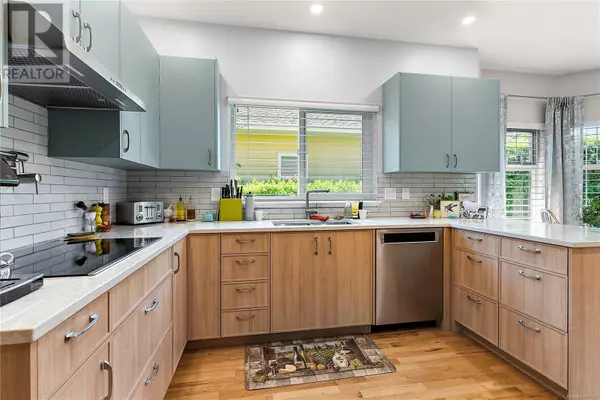 Central Saanich, BC V8M2J4,7952 Polo Park Cres