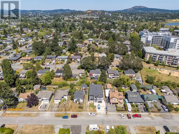 Saanich, BC V8Z1T6,146 Cadillac Ave