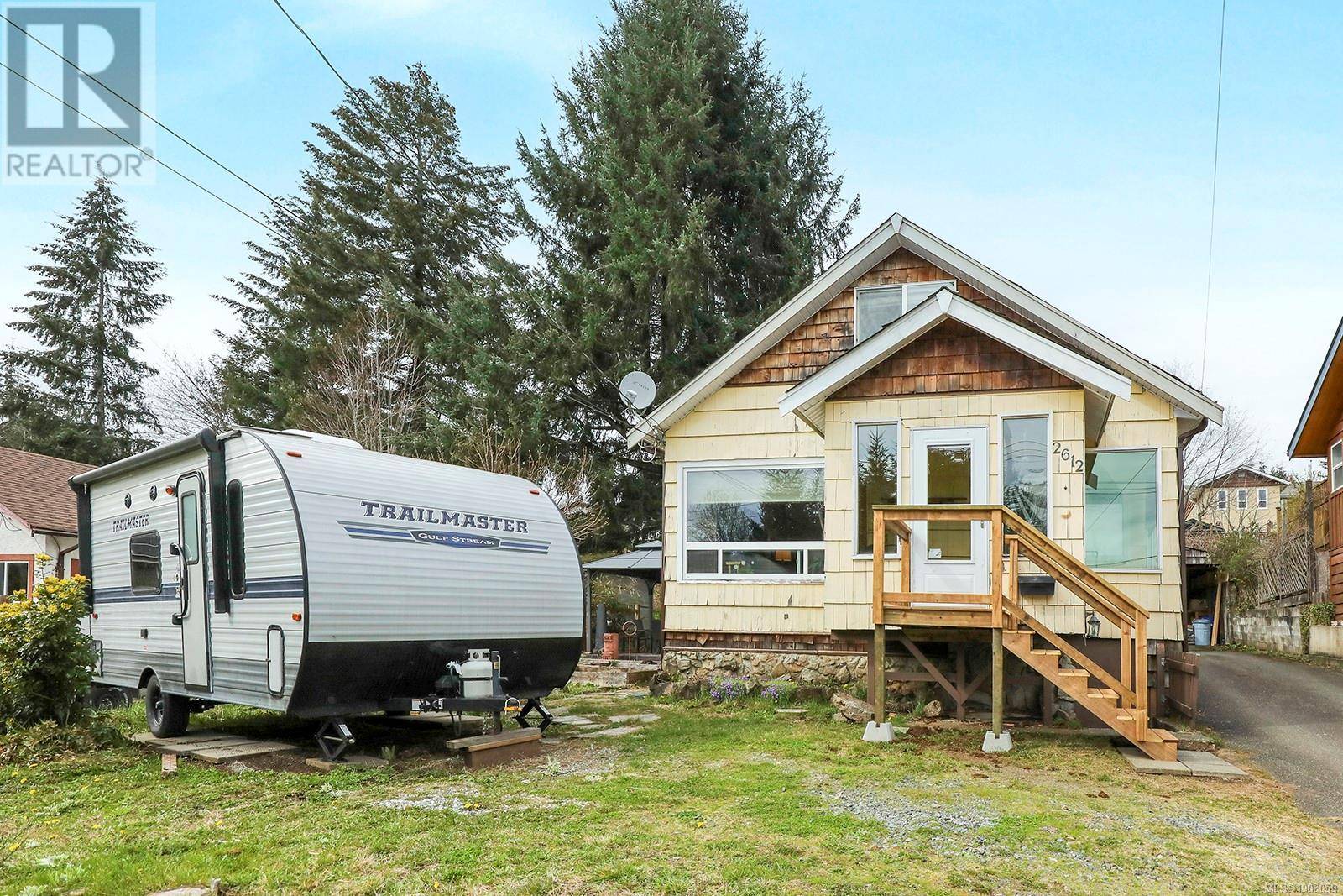 Cumberland, BC V0R1S0,2612 Penrith Ave