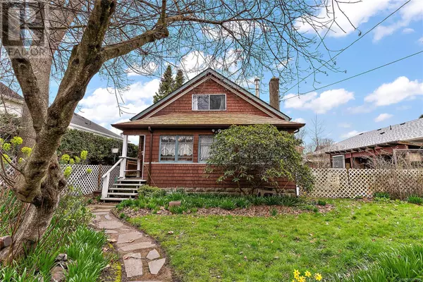 9616 Sixth St, Sidney, BC V8L2W2