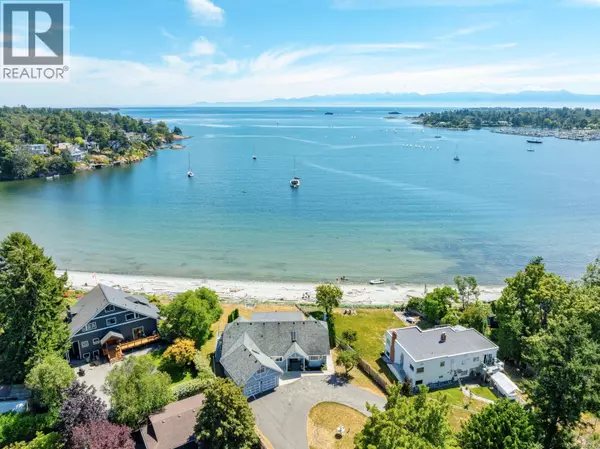 3905B Cadboro Bay Rd, Saanich, BC V8N4G3
