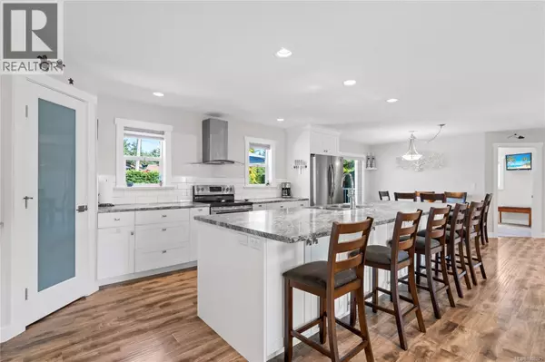 Hilliers, BC V9K1V8,911 Poplar Way