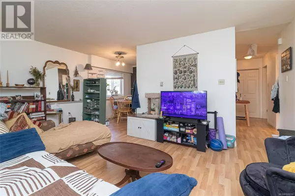Victoria, BC V8V2Z4,1122 Hilda ST #103