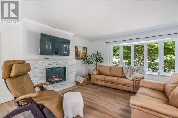 Qualicum Beach, BC V9K1E3,560 Eaglecrest Dr