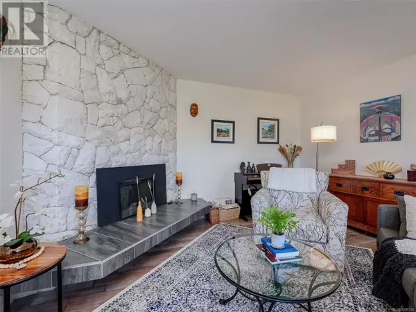 Central Saanich, BC V8M1E8,1099 Marin Park Dr