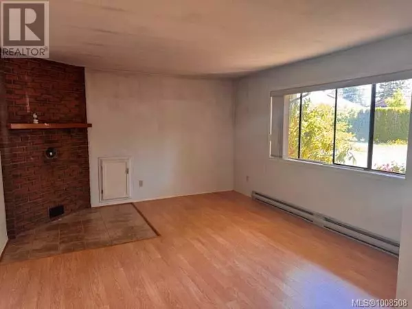 Parksville, BC V9P1C2,498 Todd Pl