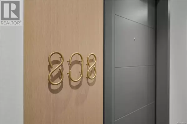 Langford, BC V9B6R6,2000 Hannington RD #808