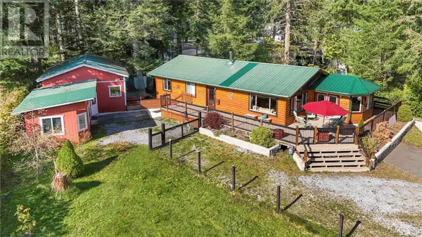 2220 Salmon Point Rd, Campbell River, BC V9H1E6