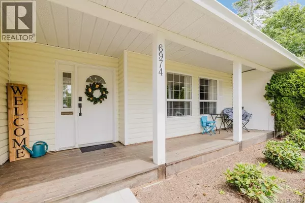 Sooke, BC V9Z0M8,6974 Larkspur Rd