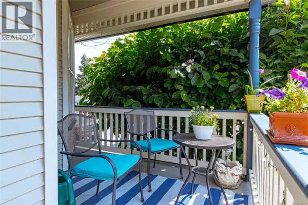 Victoria, BC V8T5L3,2900 Hipwood Lane