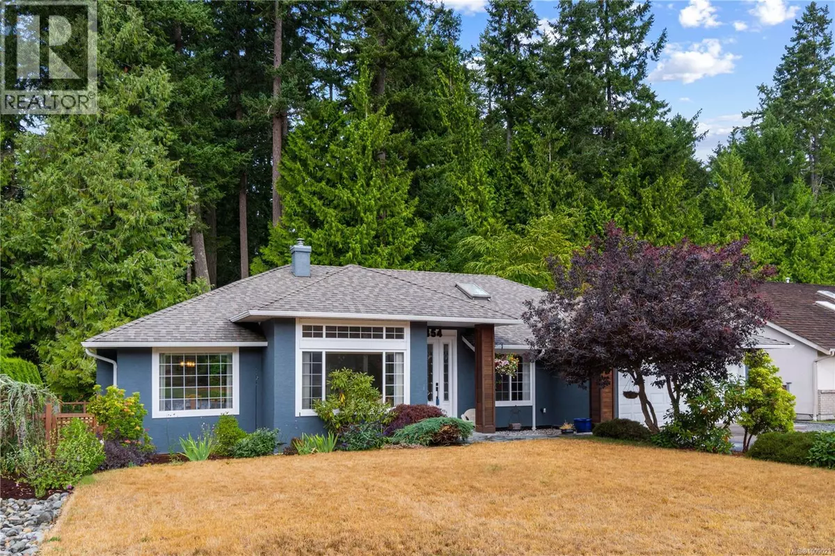 Qualicum Beach, BC V9K2H5,354 Palm Dr