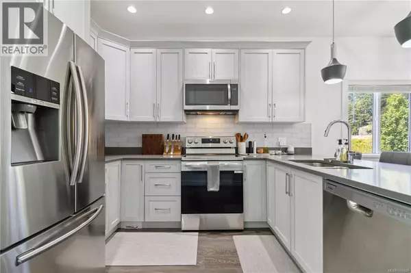 View Royal, BC V9B0S9,19 Massey Pl