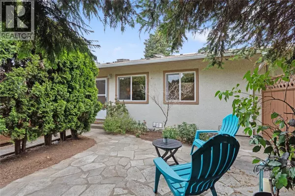 Langford, BC V9B2S3,974 Dunford AVE #3