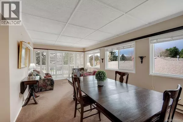 Central Saanich, BC V8M1E6,1080 Holly Park Rd