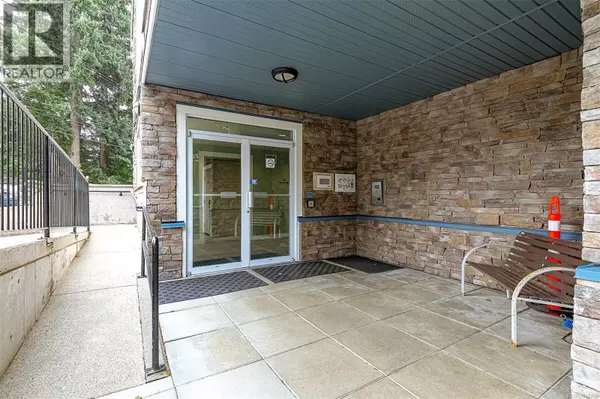 Langford, BC V9B2R5,608 Fairway AVE #309