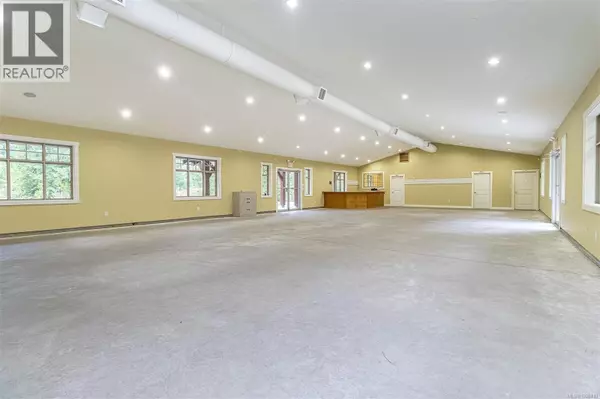 Qualicum Beach, BC V9K1R3,230 Rupert Rd E