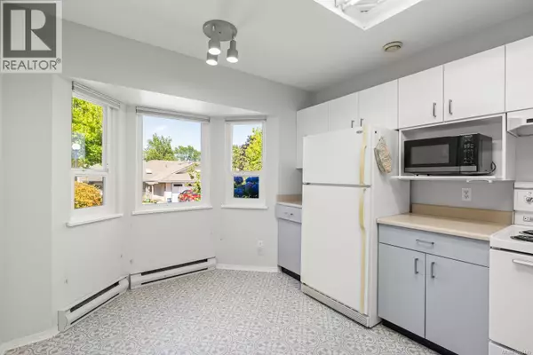 4120 Interurban RD #17, Saanich, BC V8Z6W7