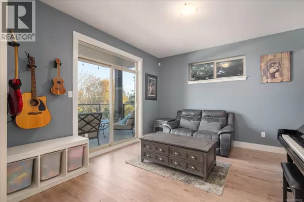 Nanaimo, BC V9T5M9,5265 Toms Trnabt
